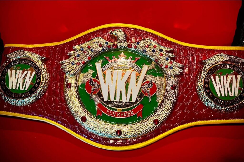 WKN Kun Khmer បានក្លាយជានិមិត្តរូបថ្មីនៃកិត្យានុភាពគុនខ្មែរលើឆាកពិភពលោក ខណៈស្ថាប័ន K-1 ក៏ត្រៀមបើកដំណើរការនៅកម្ពុជា ខ្សែក្រវាត់ជើងឯកអន្តរជាតិ WKN Kun Khmer ដែលទើបត្រូវបានបង្កើតឡើងជាមួយការរចនាដ៏ពិសេស ដោយមានពាក្យ « KUN KHMER» នៅចំកណ្តាល ដើម្បីជាការរួមចំណែកដ៏សំខាន់ ក្នុងការផ្សព្វផ្សាយកីឡាអត្តញ្ញាណរបស់កម្ពុជាមួយនេះ ទៅកាន់ឆាកអន្តរជាតិ និងពិភពលោក។ រូបថត ខូវ ឆាយ